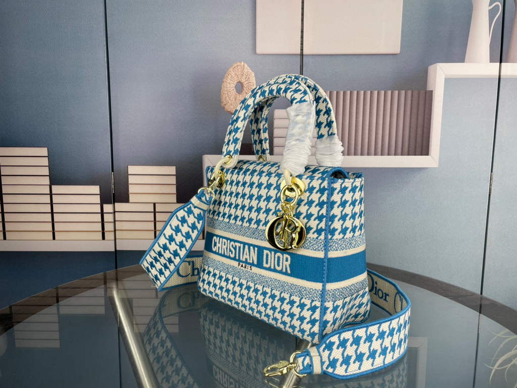 Dior Medium Lady D-Life Bag M0565 Butterfly Embroidery Blue and Beige