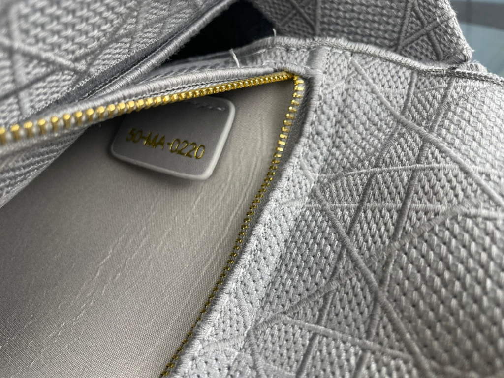 Dior Medium Lady D-Life Bag M0565 Cannage Embroidery Grey