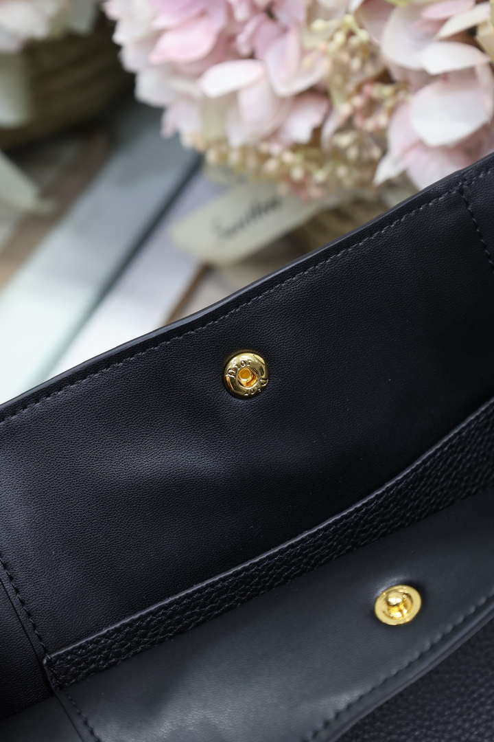 Dior Medium Signature Bucket Bag Black Grained Calfskin M2841 Black