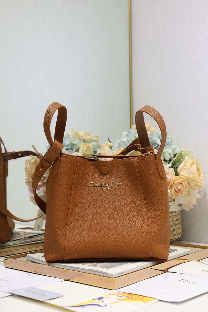 Dior Medium Signature Bucket Bag Grained Calfskin M2841 Brown