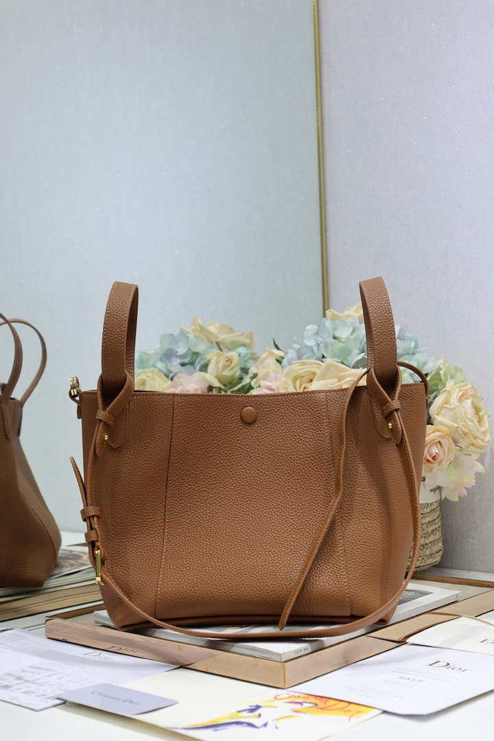 Dior Medium Signature Bucket Bag Grained Calfskin M2841 Brown