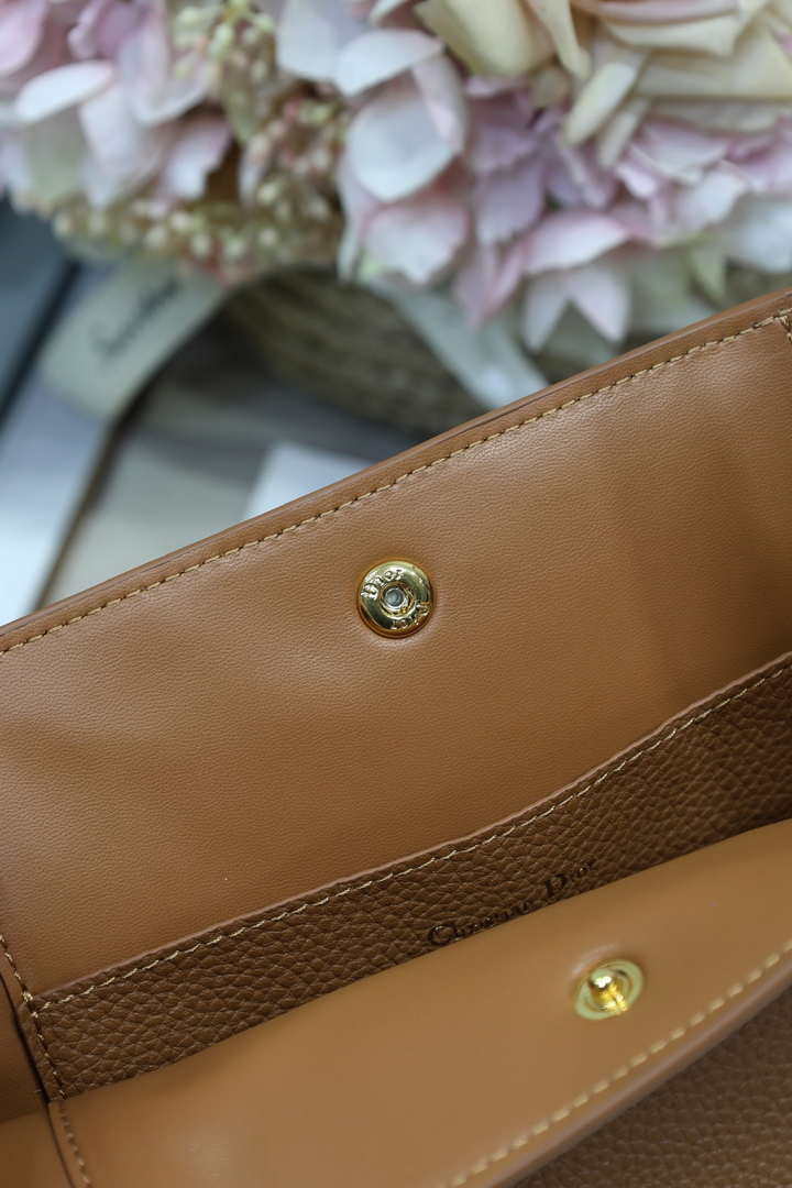 Dior Medium Signature Bucket Bag Grained Calfskin M2841 Brown