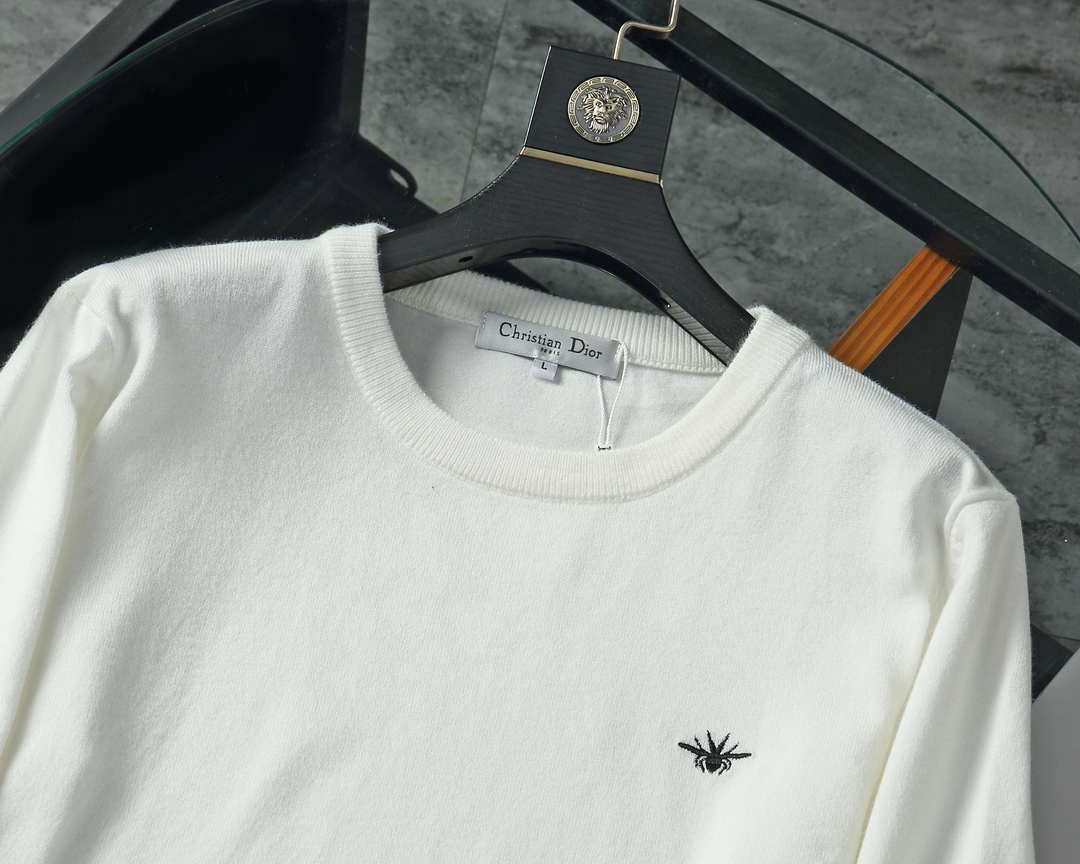 Dior Men's Leaf Crest Wool Sweater D70023