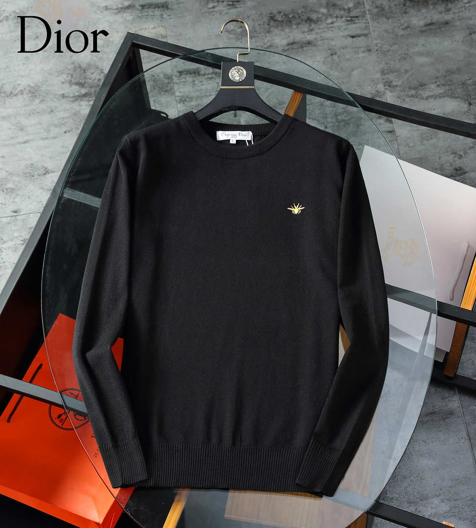 Dior Men's Leaf Crest Wool Sweater D70023