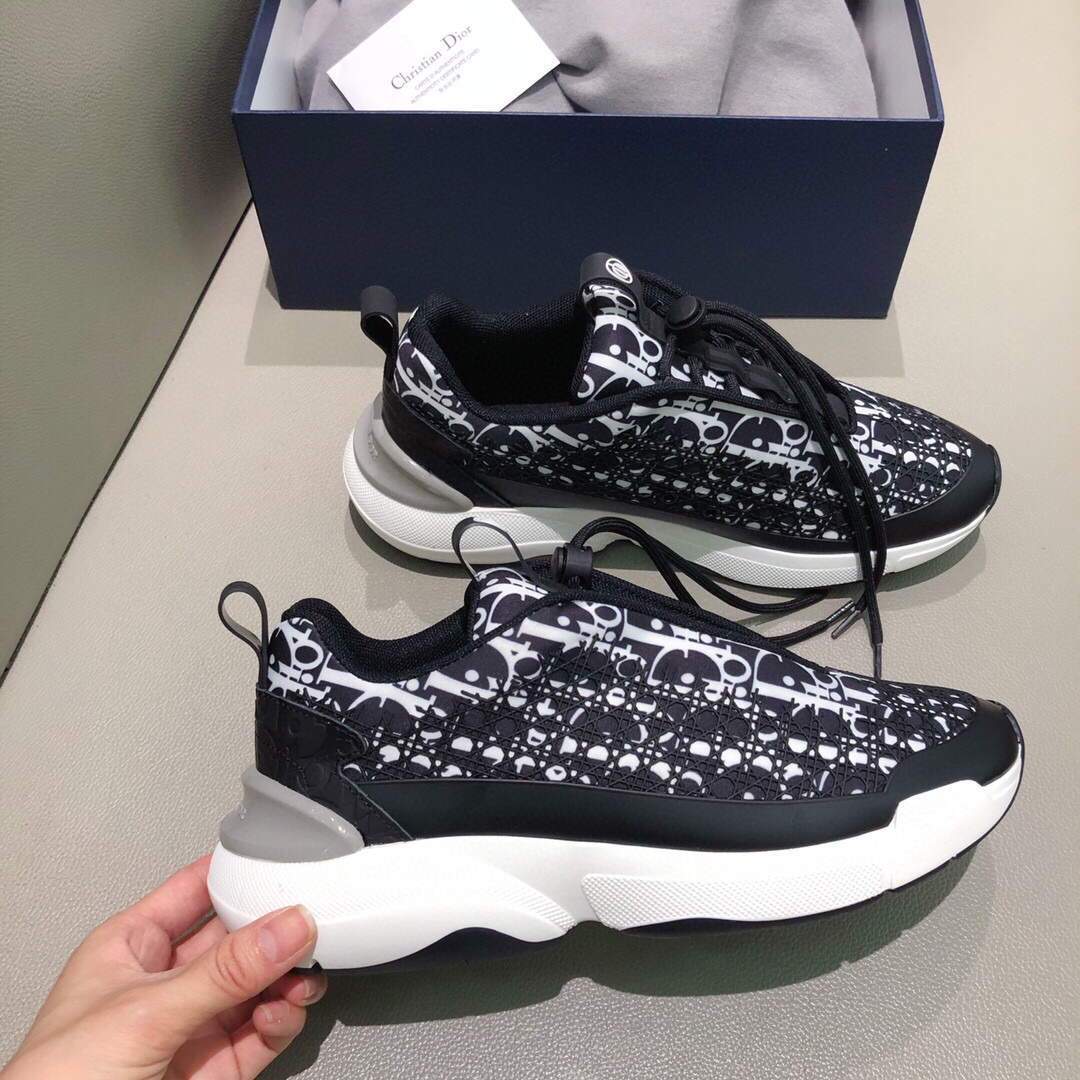 Dior Men's Women¡®s B24 SNEAKER White Dior Oblique Canvas 3SN248 Black and White - luxibagsmall