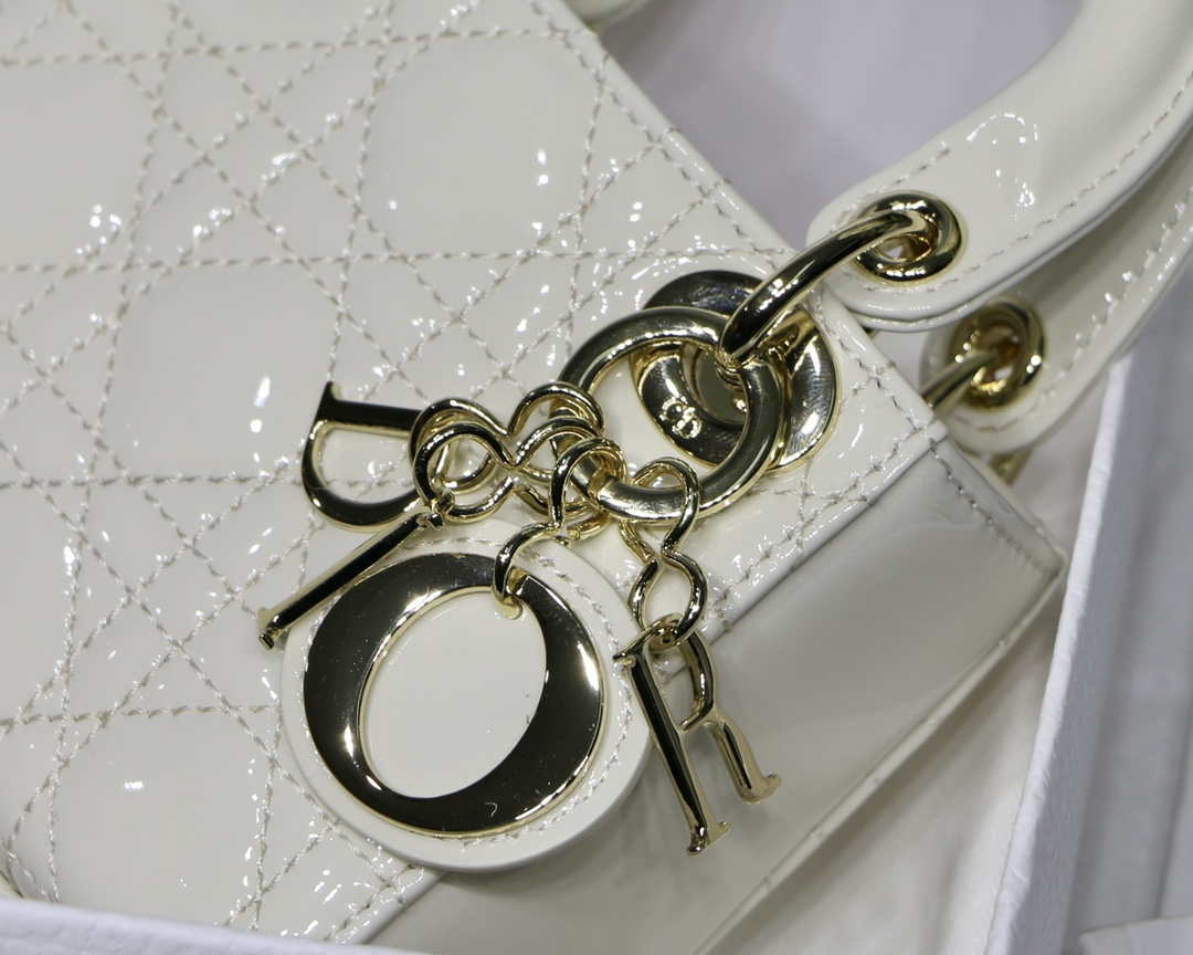 Dior MICRO LADY Dior Bag S0856 White Patent Cannage Lambskin