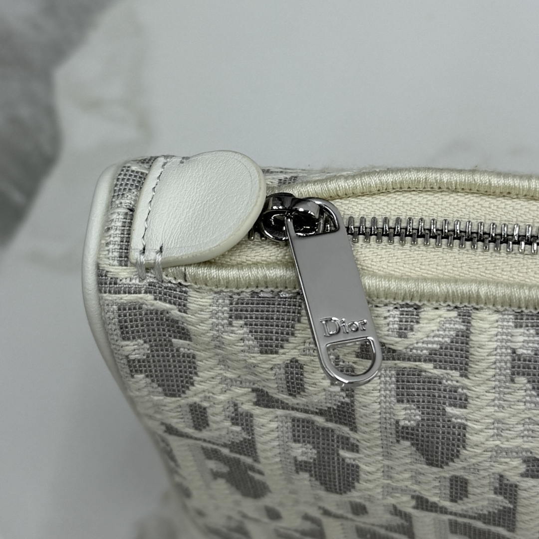 Dior Promenade Pouch with Chain White Dior Oblique Jacquard S2504OUQY_M928 - Default Title - View 5