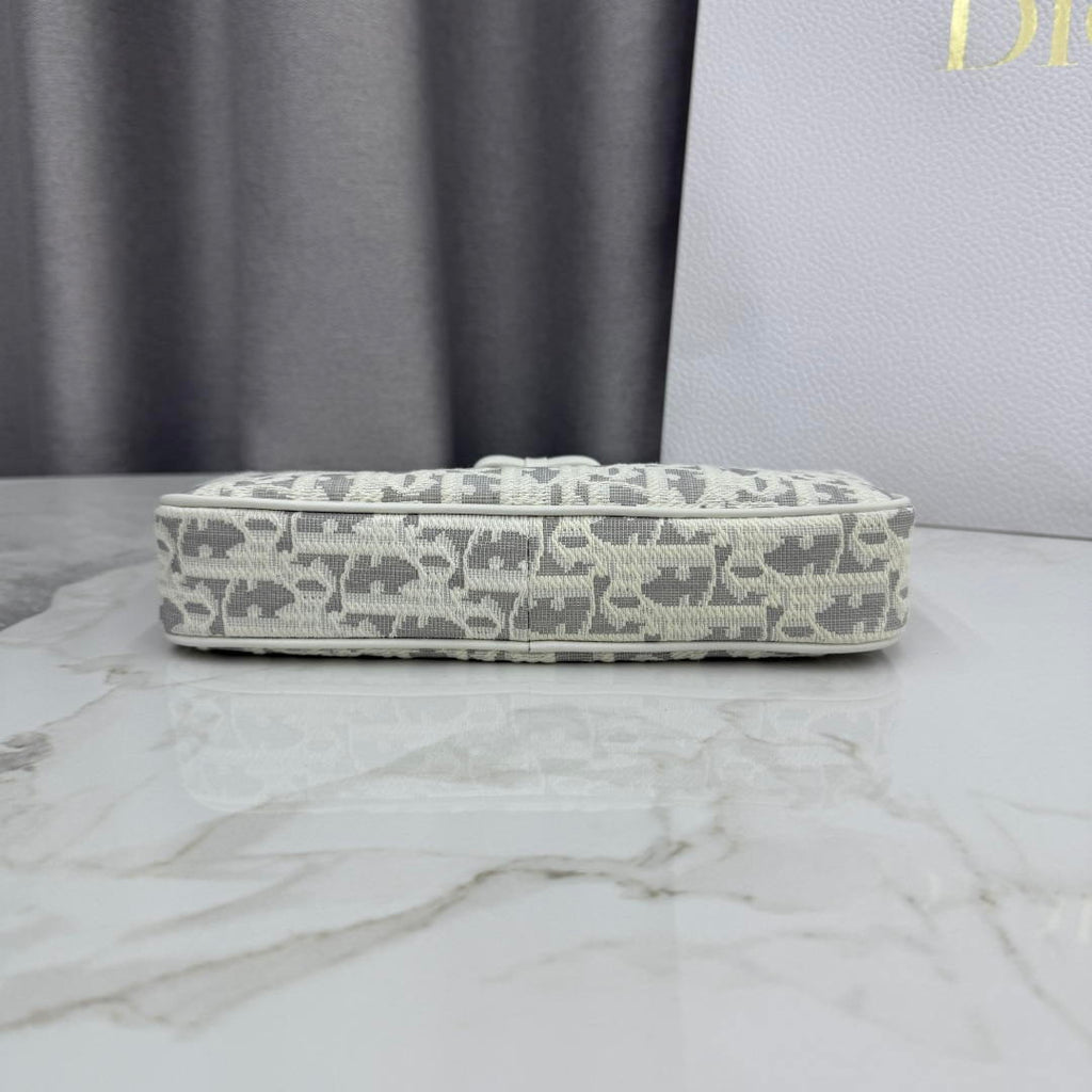 Dior Promenade Pouch with Chain White Dior Oblique Jacquard S2504OUQY_M928