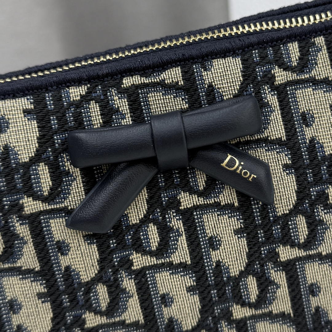 Dior Promenade Pouch with Chain Blue Dior Oblique Jacquard S2504OUQY_M928
