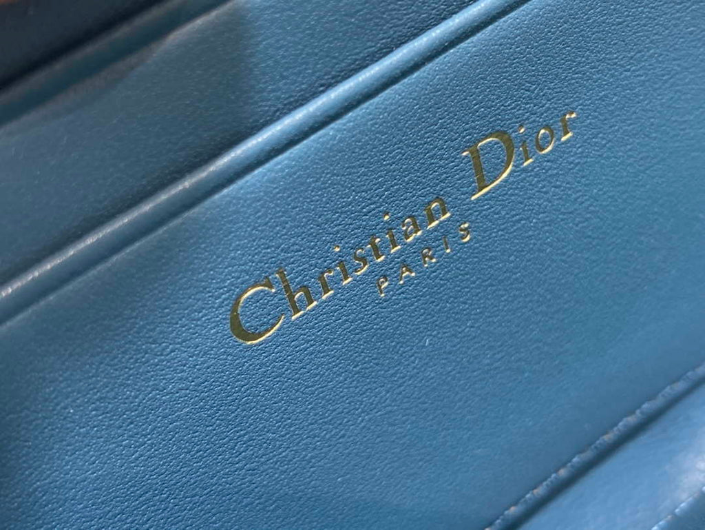 Dior S0011 Lady Dior Zipper Card Holder Medium Blue patent leather Lambskin