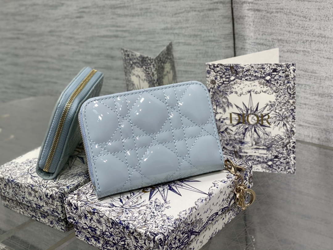 Dior S0011 Lady Dior Zipper Card Holder Medium Light Blue patent leather Lambskin - Default Title - View 1