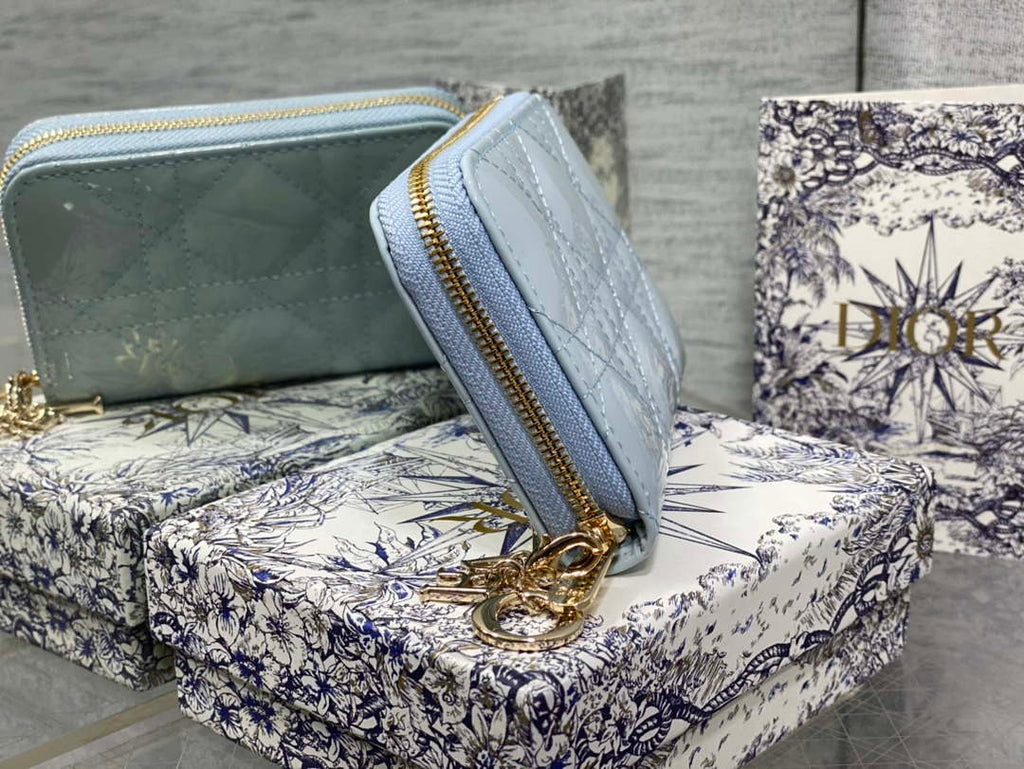 Dior S0011 Lady Dior Zipper Card Holder Medium Light Blue patent leather Lambskin