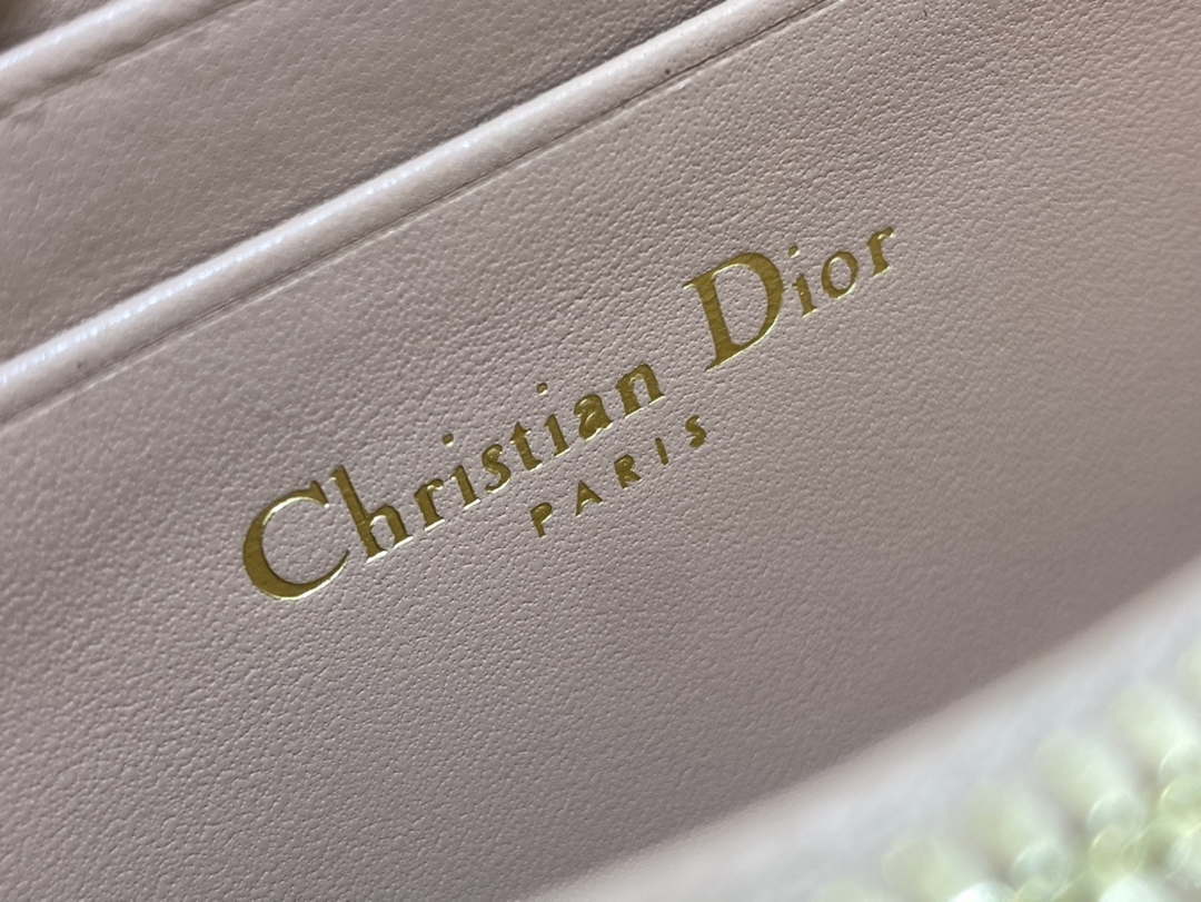 Dior S0011 Lady Dior Zipper Card Holder Medium Light Pink patent leather Lambskin