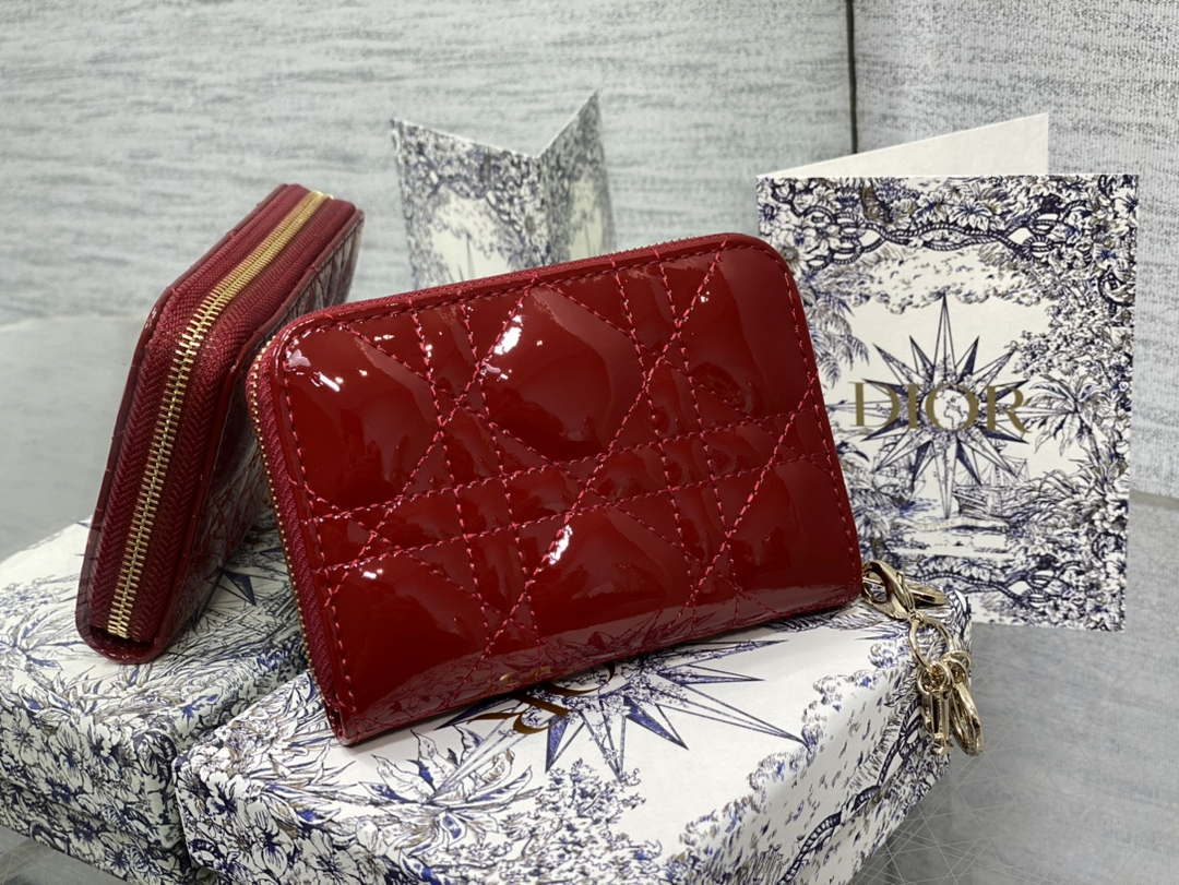 Dior S0011 Lady Dior Zipper Card Holder Medium Wine Red patent leather Lambskin - Default Title - View 1