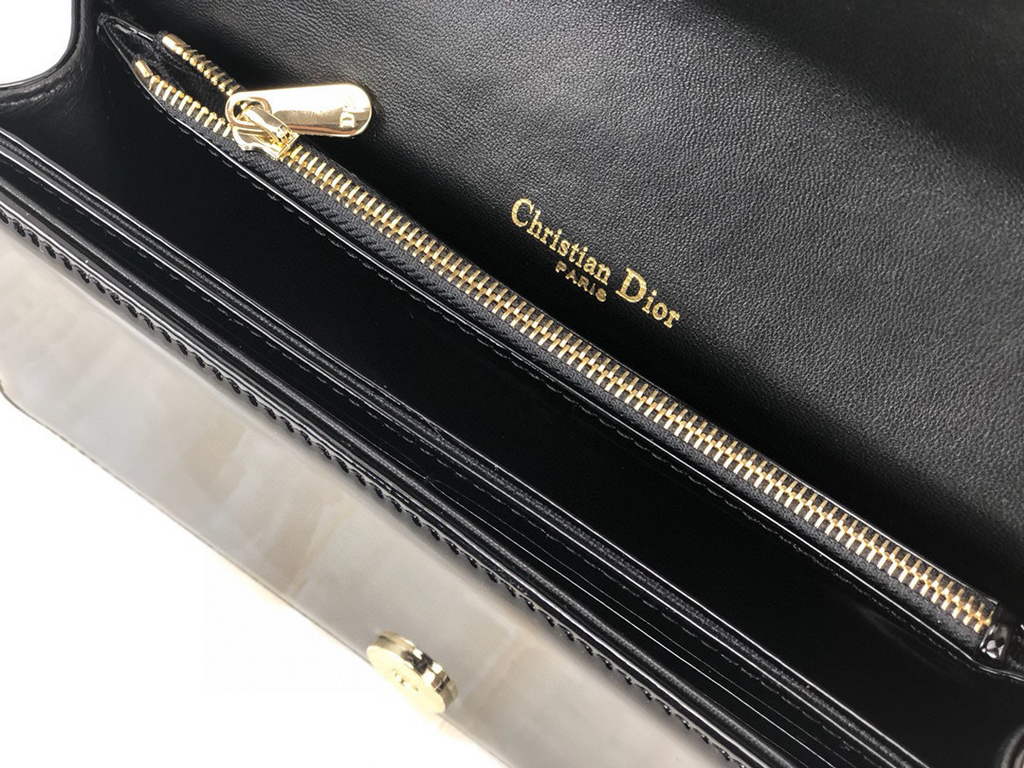 Dior S0204 Lady Dior Pouch Patent Cannage Calfskin Black