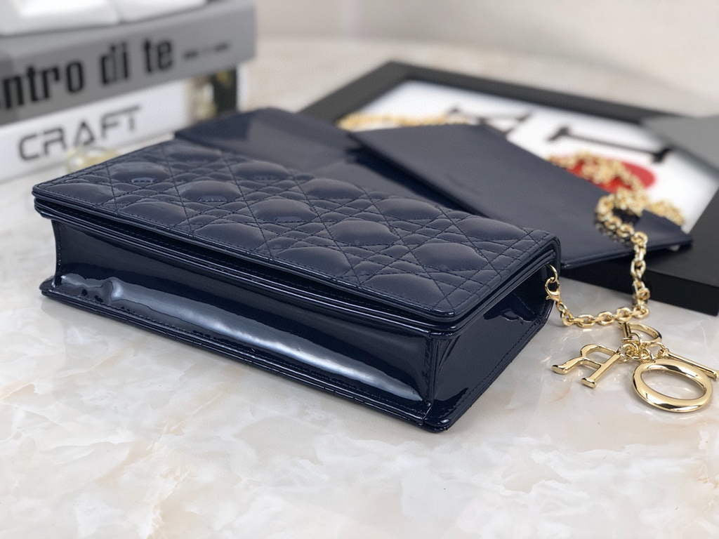 Dior S0204 Lady Dior Pouch Patent Cannage Calfskin Navy Blue