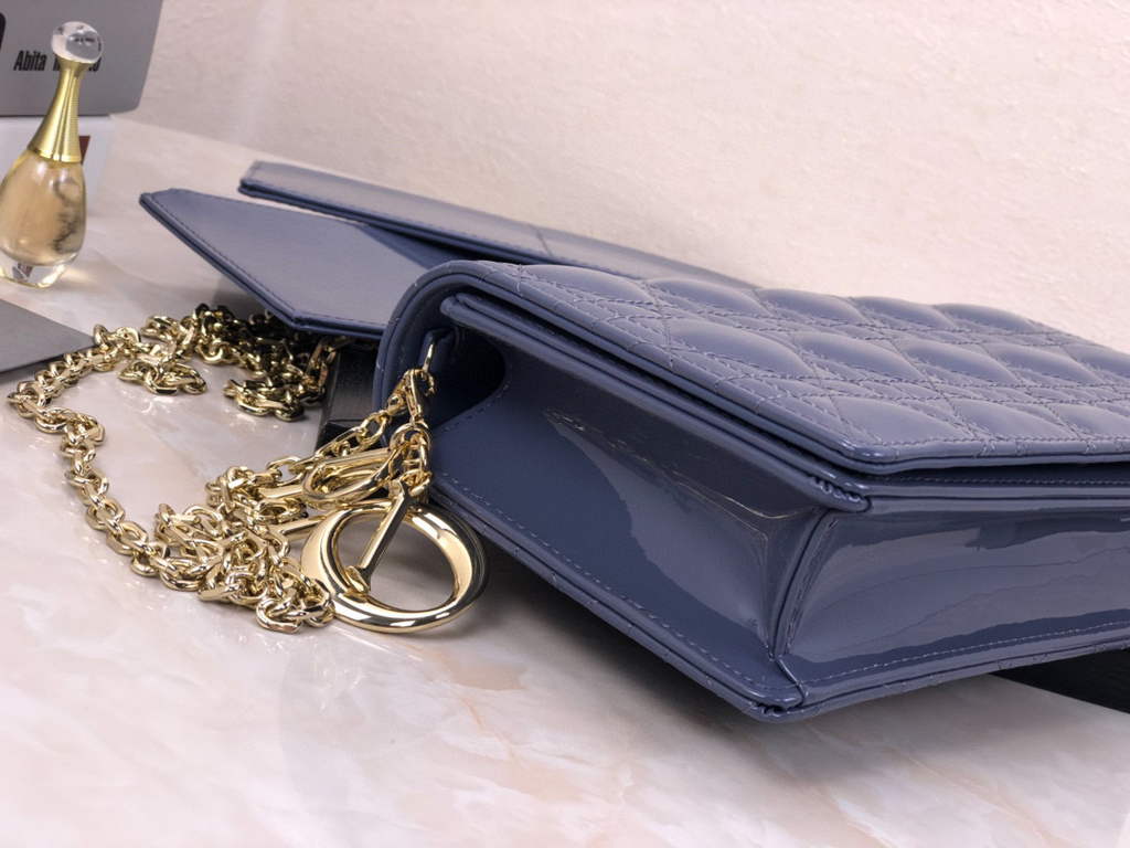 Dior S0204 Lady Dior Pouch Patent Cannage Calfskin Blue