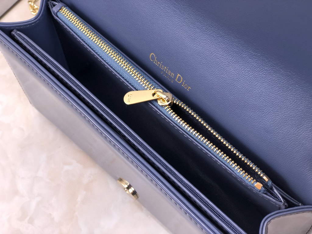 Dior S0204 Lady Dior Pouch Patent Cannage Calfskin Blue
