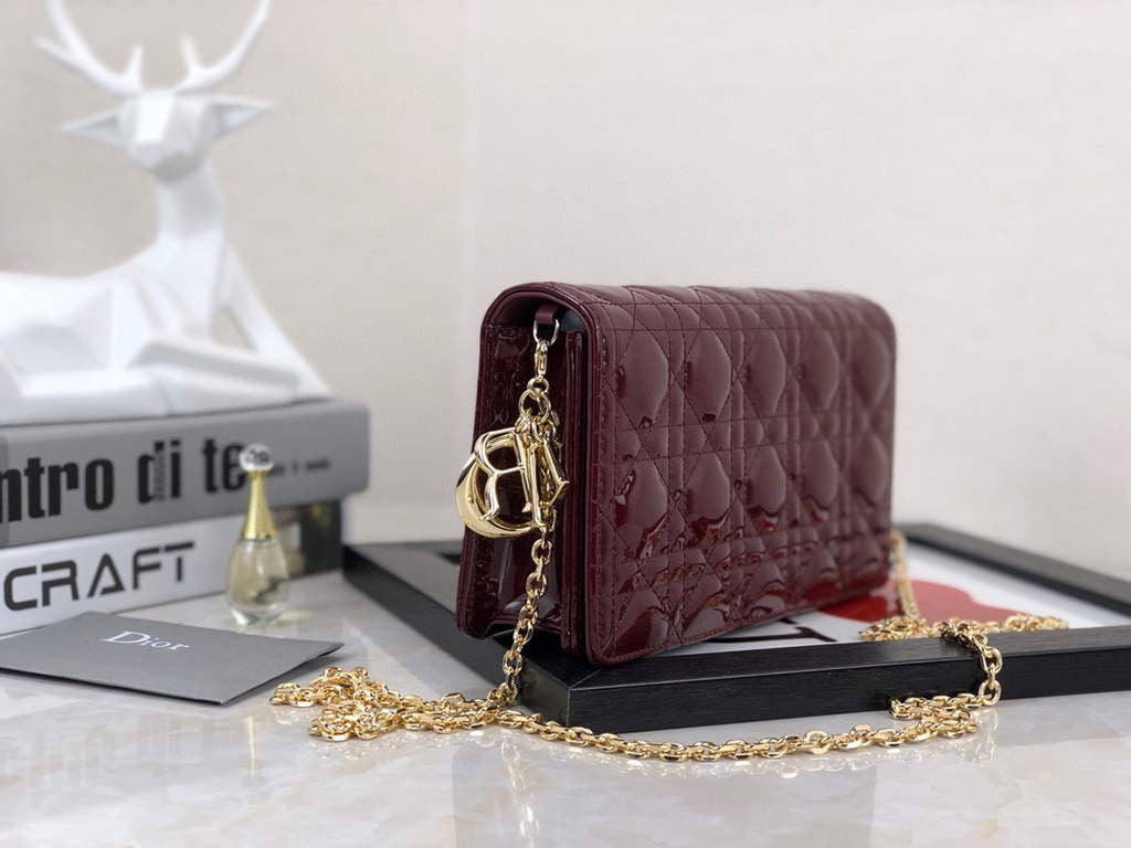 Dior S0204 Lady Dior Pouch Patent Cannage Calfskin Wine Red