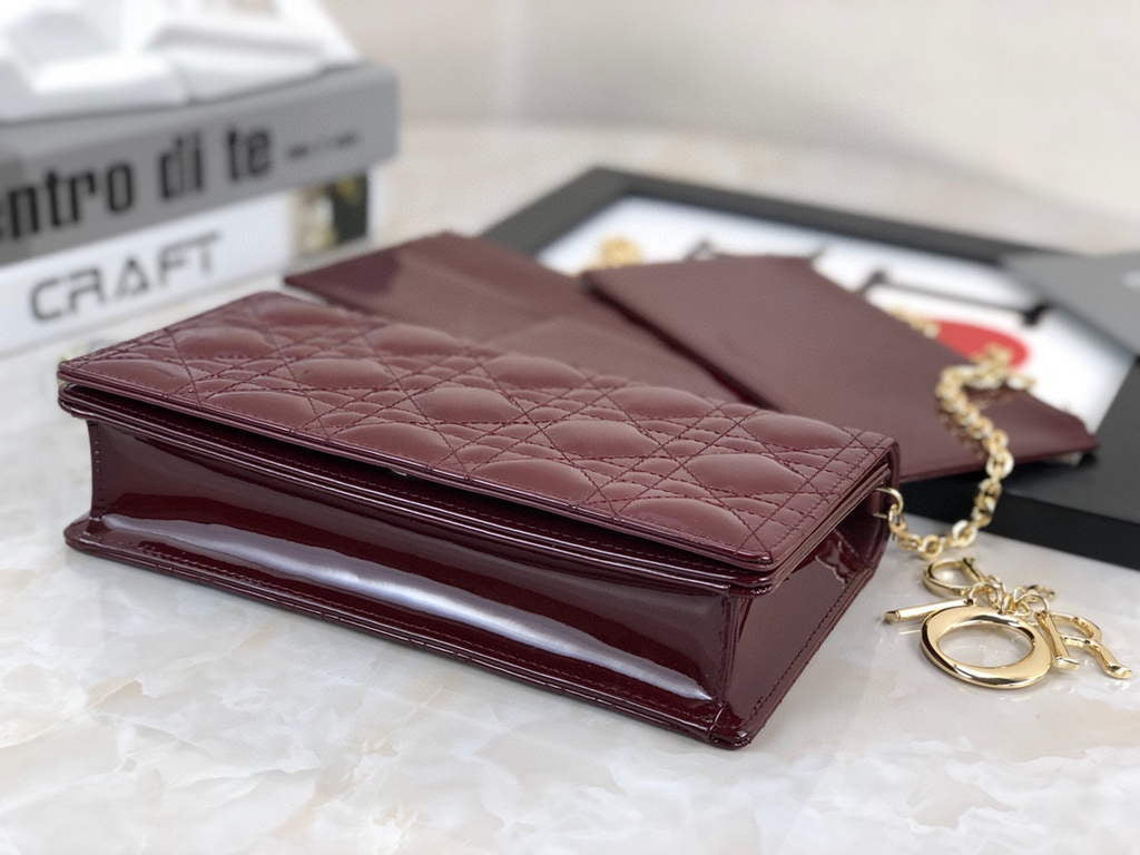 Dior S0204 Lady Dior Pouch Patent Cannage Calfskin Wine Red