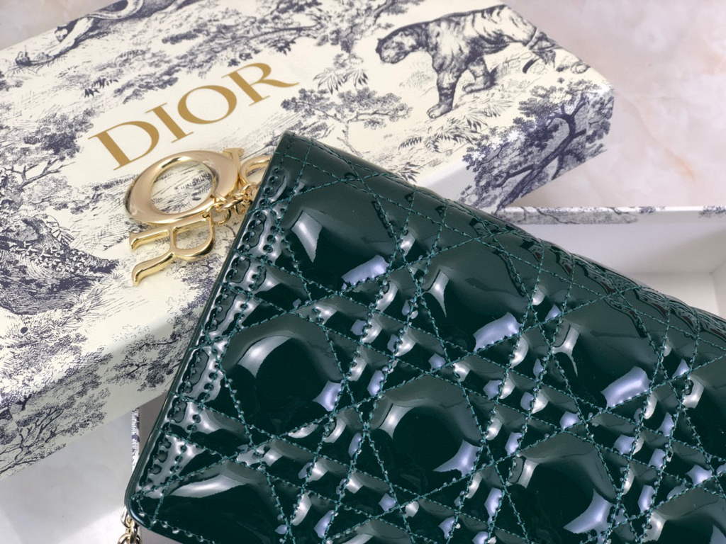 Dior S0204 Lady Dior Pouch Patent Cannage Calfskin Dark green