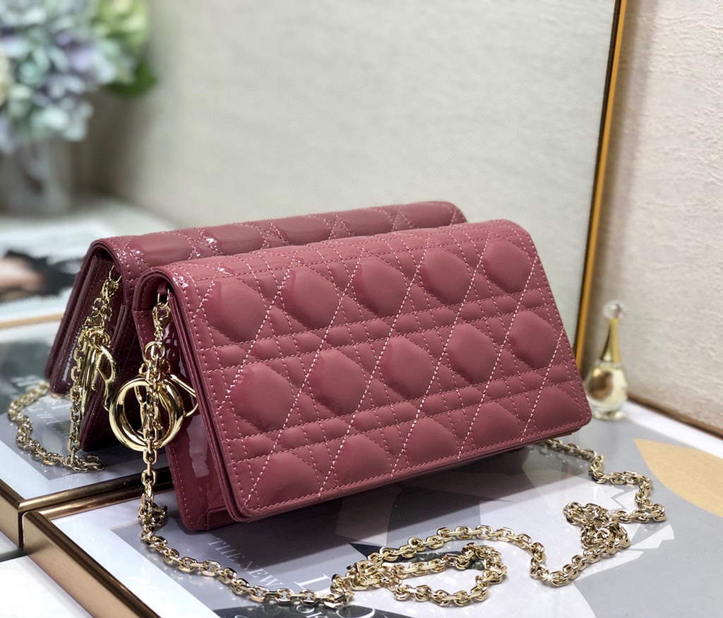 Dior S0204 Lady Dior Pouch Patent Cannage Calfskin Light Purple