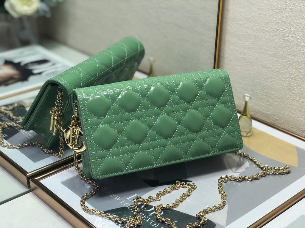 Dior S0204 Lady Dior Pouch Patent Cannage Calfskin Green