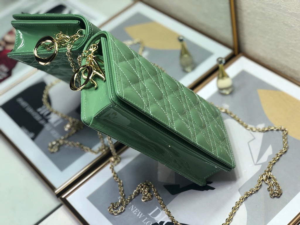 Dior S0204 Lady Dior Pouch Patent Cannage Calfskin Green