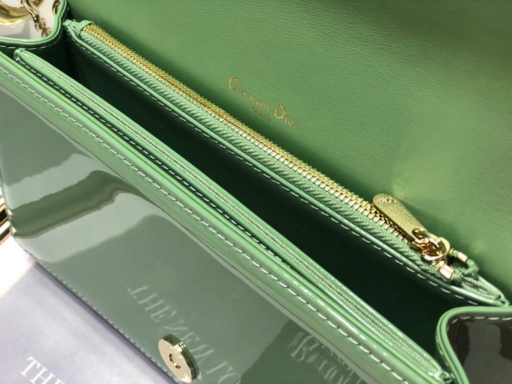 Dior S0204 Lady Dior Pouch Patent Cannage Calfskin Green