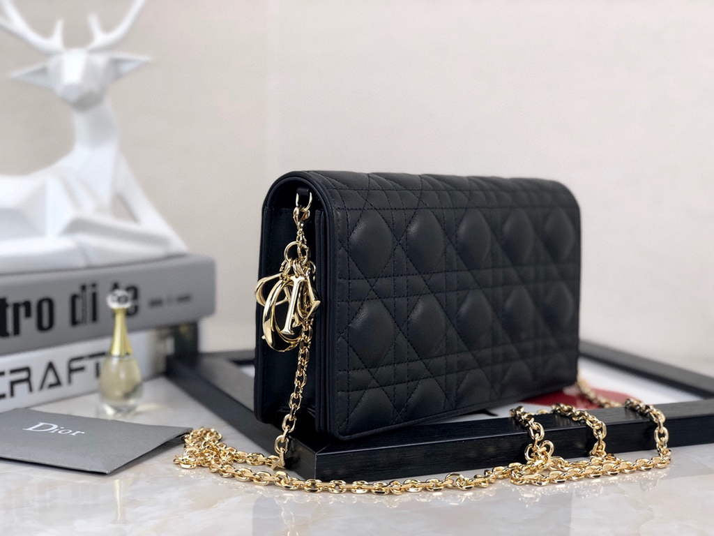 Dior S0204 Lady Dior Pouch Ultramatte Cannage Calfskin Black