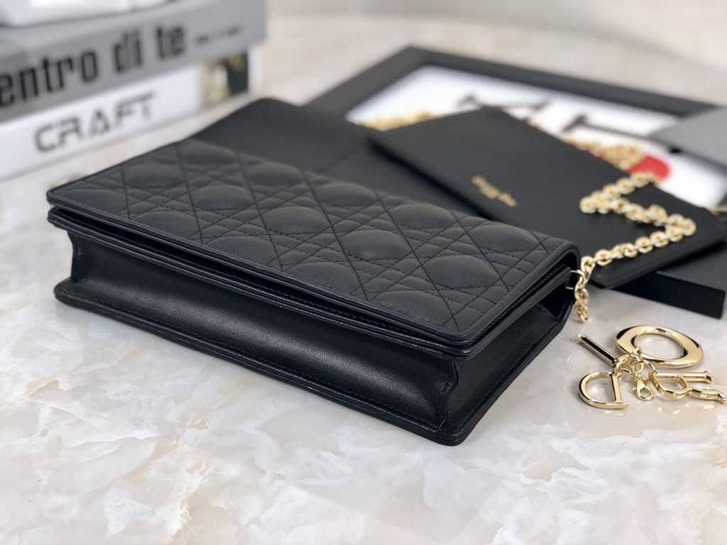 Dior S0204 Lady Dior Pouch Ultramatte Cannage Calfskin Black