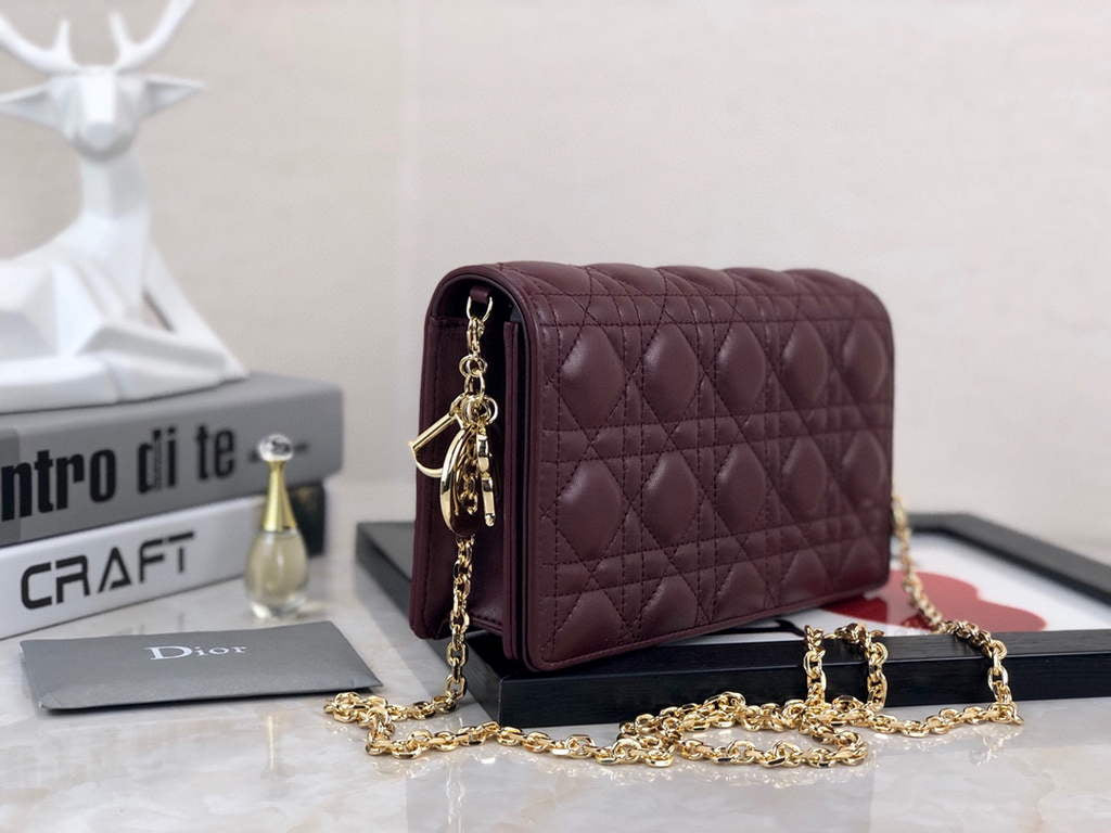 Dior S0204 Lady Dior Pouch Ultramatte Cannage Calfskin Wine red