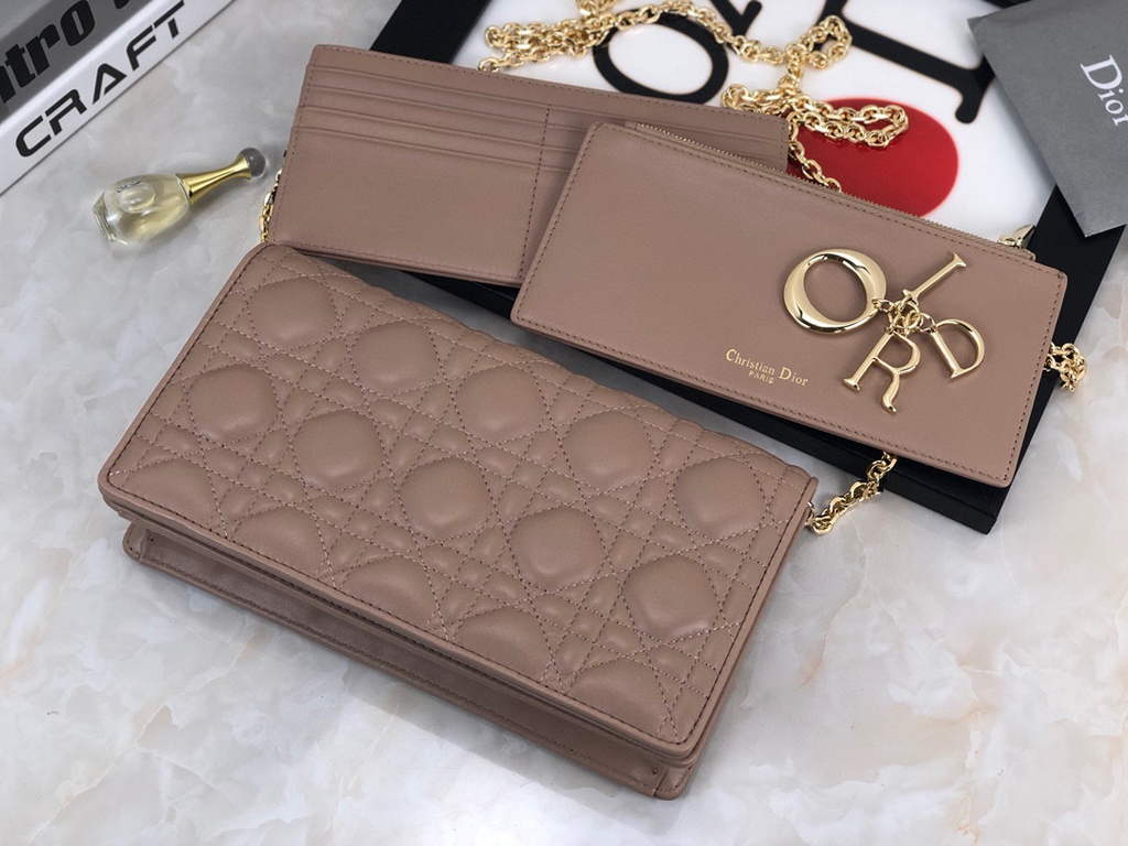 Dior S0204 Lady Dior Pouch Ultramatte Cannage Calfskin Light Pink