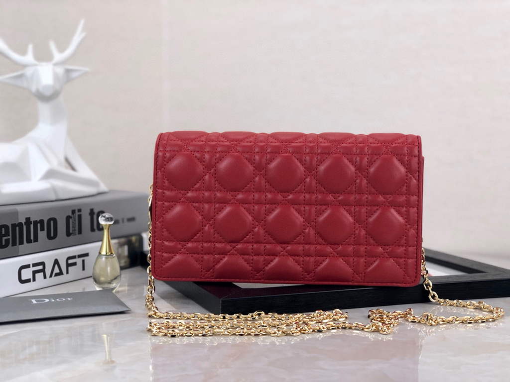 Dior S0204 Lady Dior Pouch Ultramatte Cannage Calfskin Red