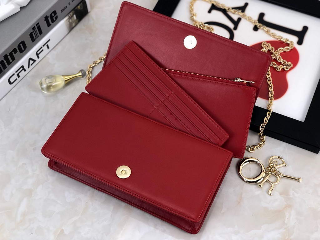 Dior S0204 Lady Dior Pouch Ultramatte Cannage Calfskin Red