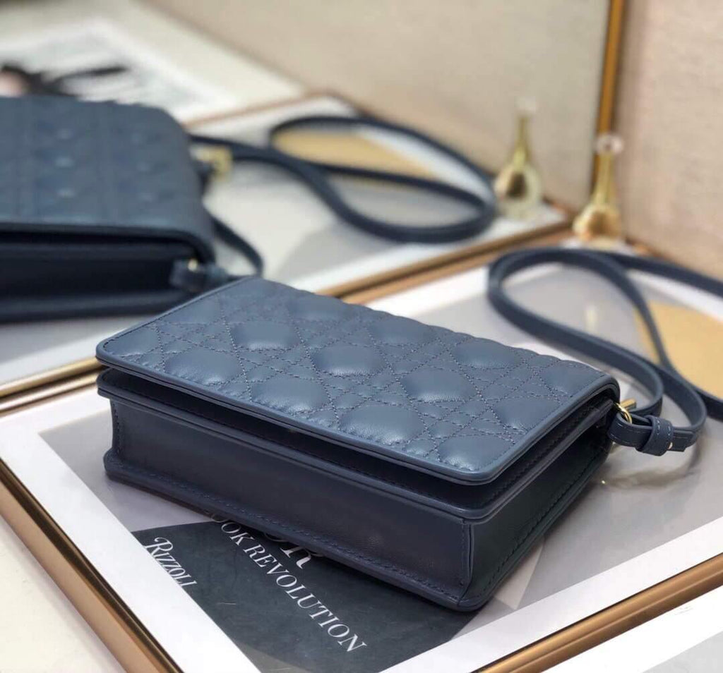 Dior S0855 Dior Lady Dior Pouchblack Ultramatte Cannage Calfskin Navy Blue - Voguebags