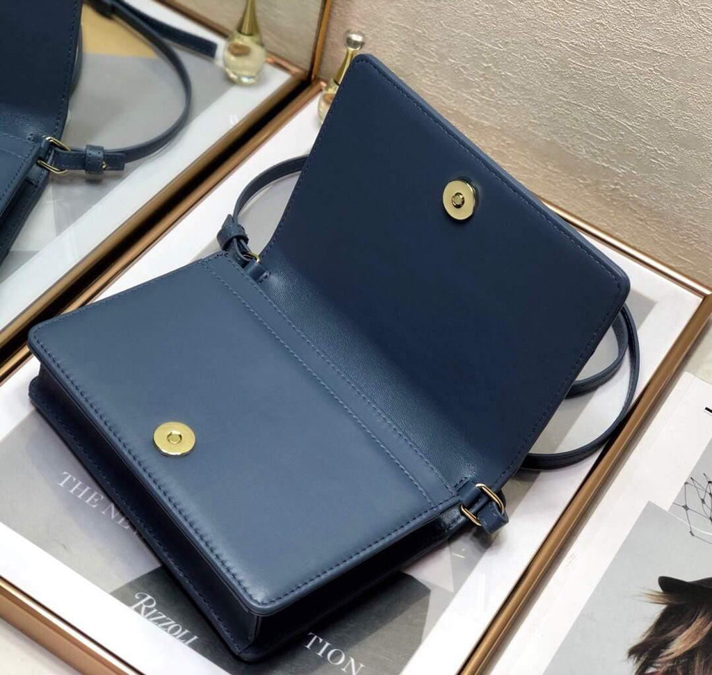 Dior S0855 Dior Lady Dior Pouchblack Ultramatte Cannage Calfskin Navy Blue - Voguebags
