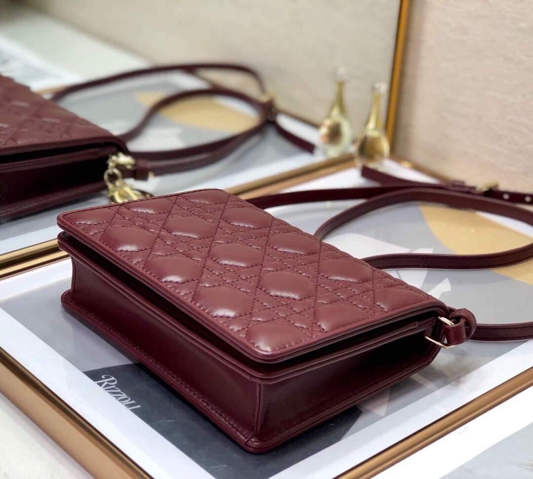 Dior S0855 Dior Lady Dior Pouchblack Ultramatte Cannage Calfskin Wine Red - Voguebags