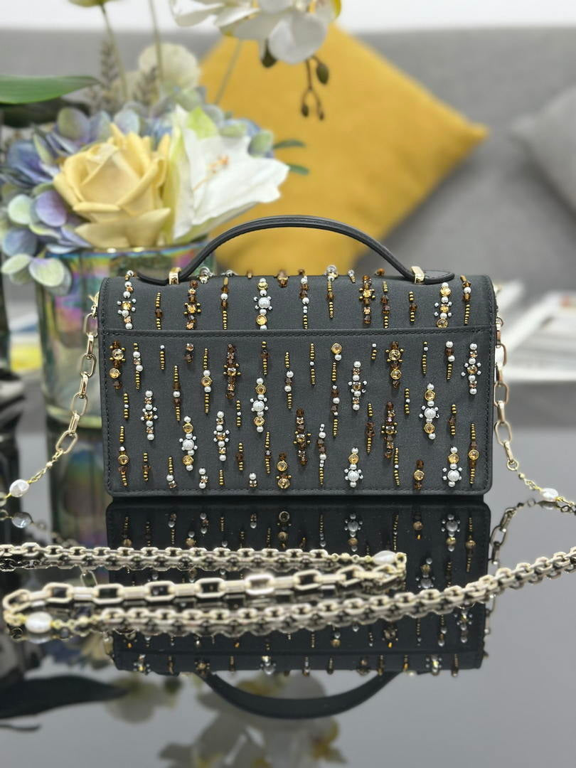 Dior S0980 Mini Miss Dior Bag Latte M0997 Embroidery with shimmering beads