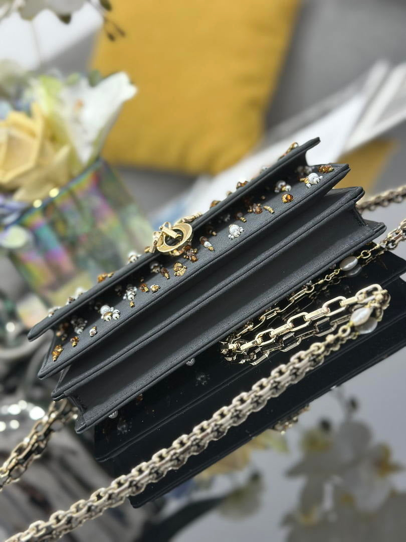 Dior S0980 Mini Miss Dior Bag Latte M0997 Embroidery with shimmering beads