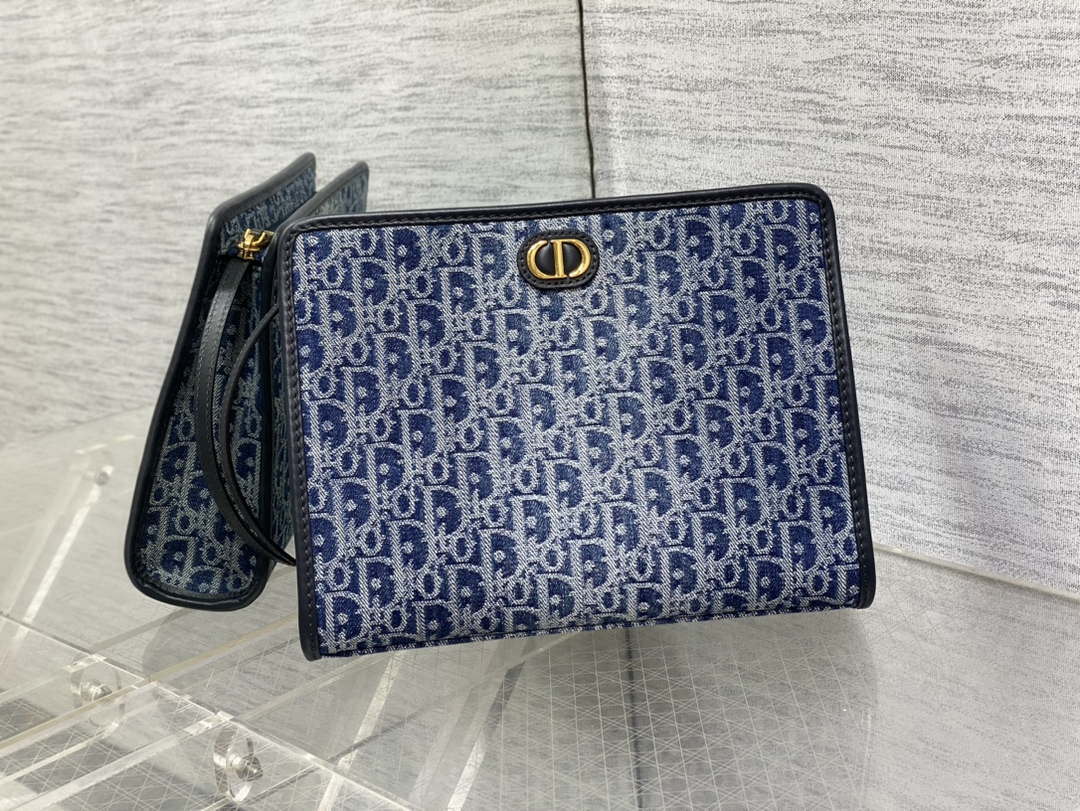 Dior S2107 30 Montaigne Dea Pouch Blue Denim Dior Oblique Jacquard M2022
