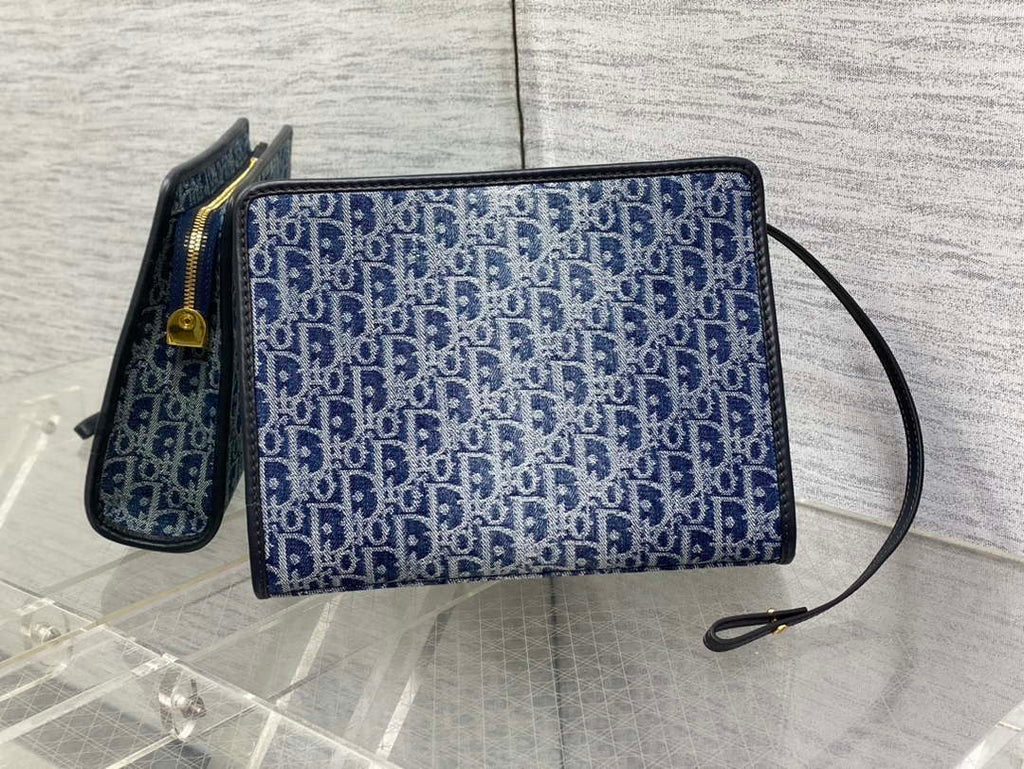 Dior S2107 30 Montaigne Dea Pouch Blue Denim Dior Oblique Jacquard M2022