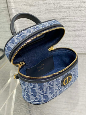 Dior S2332 30 Montaigne Mini Vanity Case Blue Dior Oblique Jacquard M2032 - Default Title - View 8