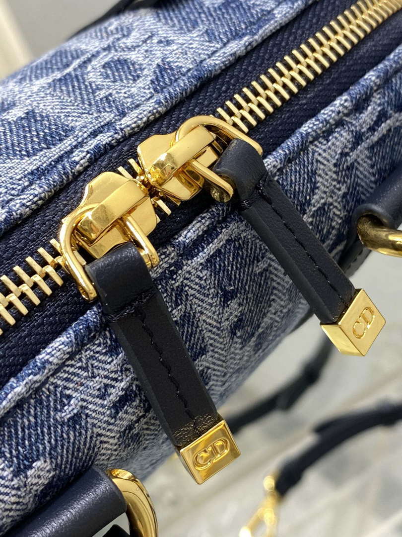 Dior S2348 Dior Groove 17 Nano Bag Blue Dior Oblique Jacquard