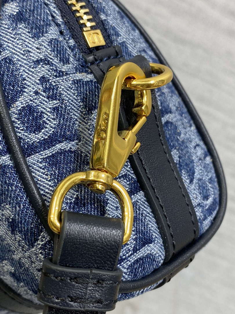 Dior S2348 Dior Groove 17 Nano Bag Blue Dior Oblique Jacquard