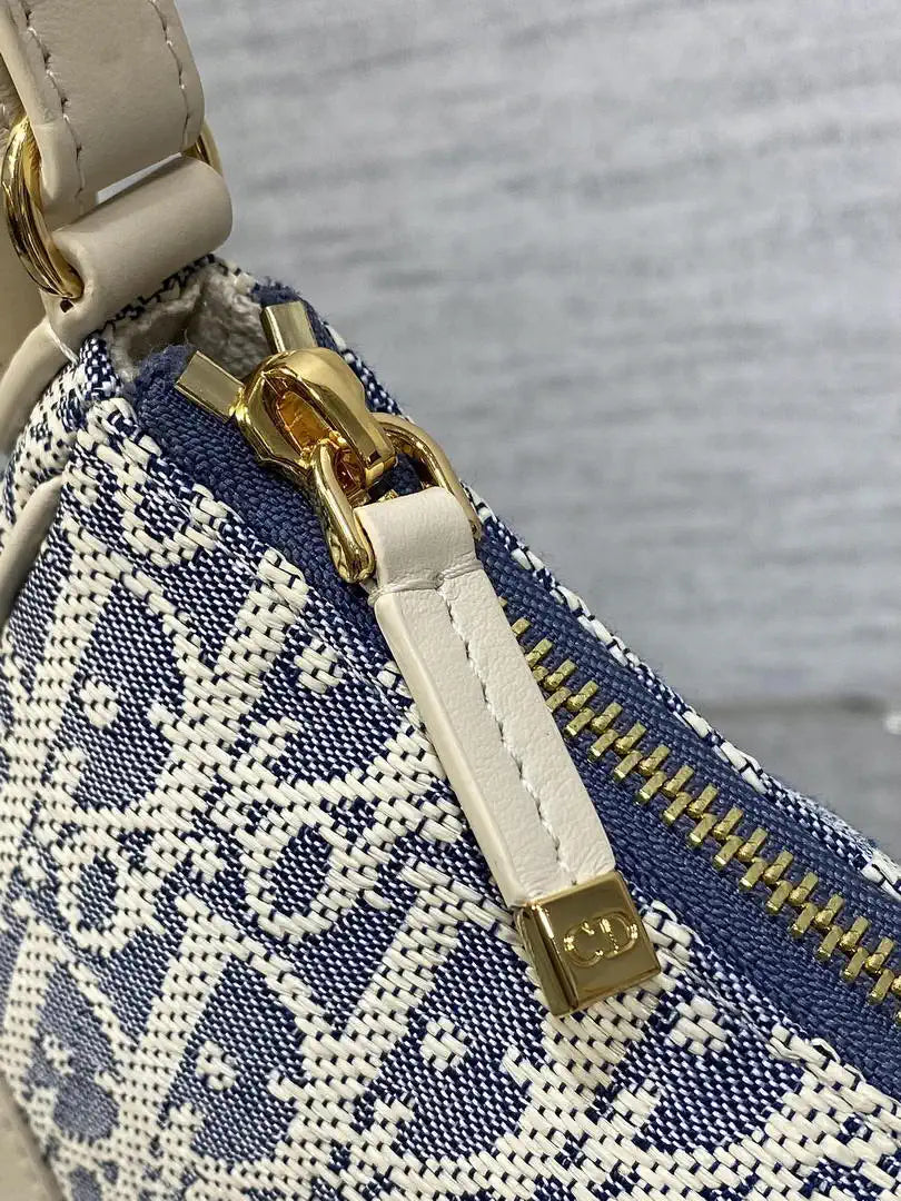 Dior S2398 30 Montaigne Wanderlust Mini Bag Ligth Blue Dior Oblique Jacquard and Smooth Calfskin