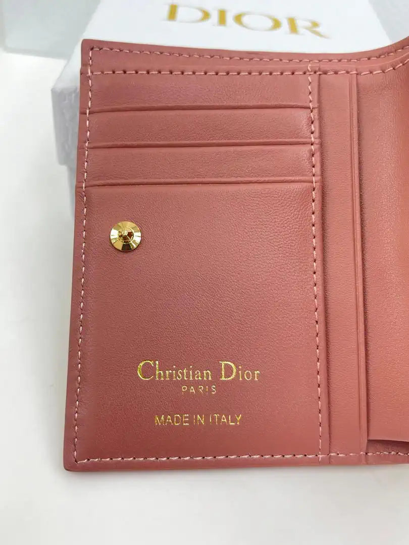 Dior S4208 Dior Caro Dahlia Wallet Macaron Rose Red Cannage Lambskin with Heart Motif