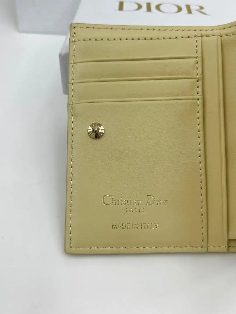 Dior S4208 Dior Caro Dahlia Wallet Macaron Yellow Cannage Lambskin with Heart Motif