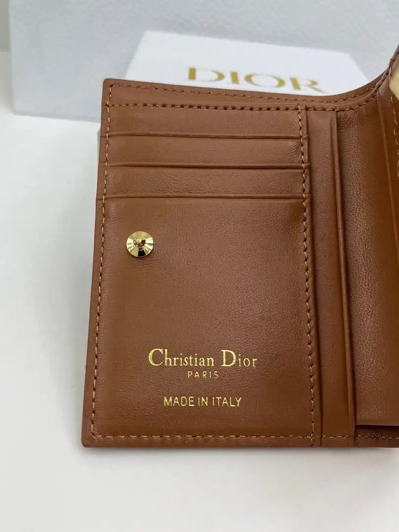 Dior S4208 Dior Caro Dahlia Wallet Macaron Brown Cannage Lambskin with Heart Motif