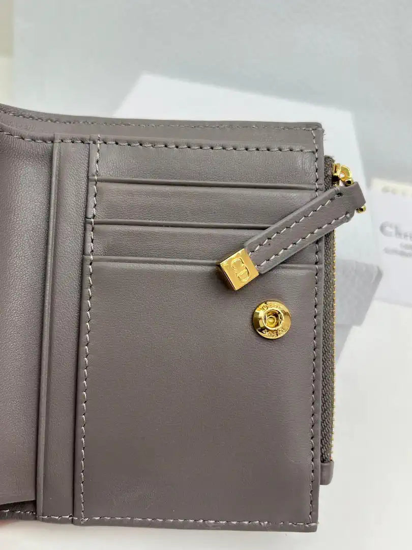 Dior S4208 Dior Caro Dahlia Wallet Macaron Gray Cannage Lambskin with Heart Motif
